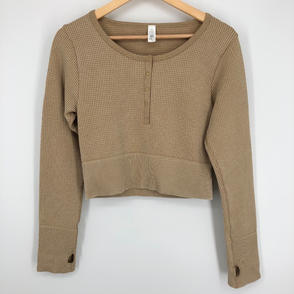 Aerie Offline Womens Waffle Stretch Crop Top Size Large‎ Tan Henley Stretch